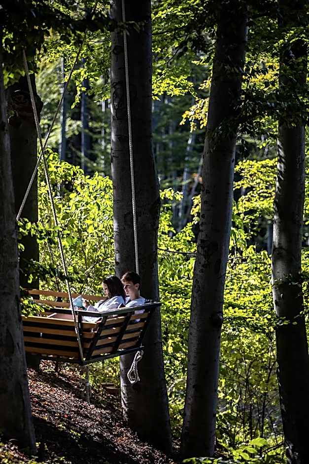 4 Évszak Hegyihotel