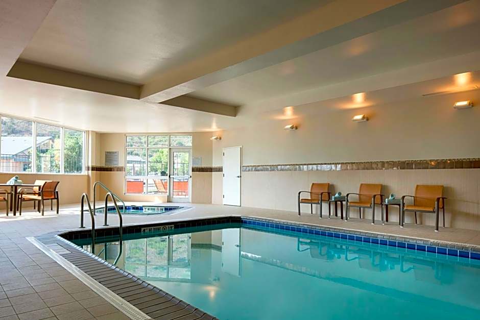 Courtyard by Marriott Glenwood Springs