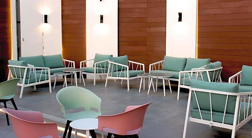 Pyramisa Hotel Apartments Dubai