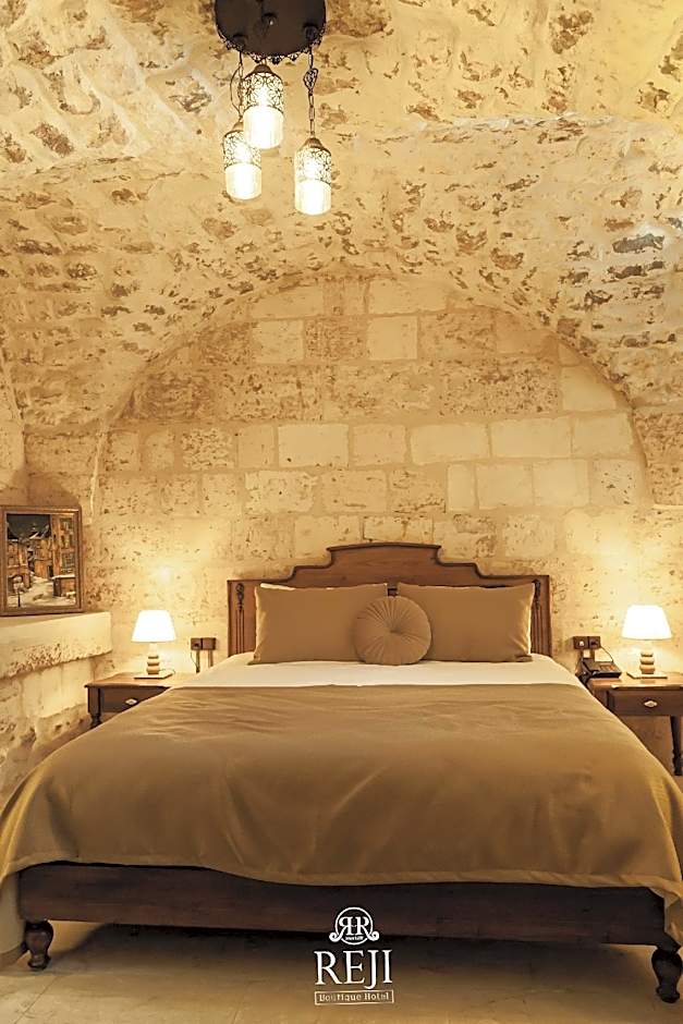 Reji Boutique Hotel