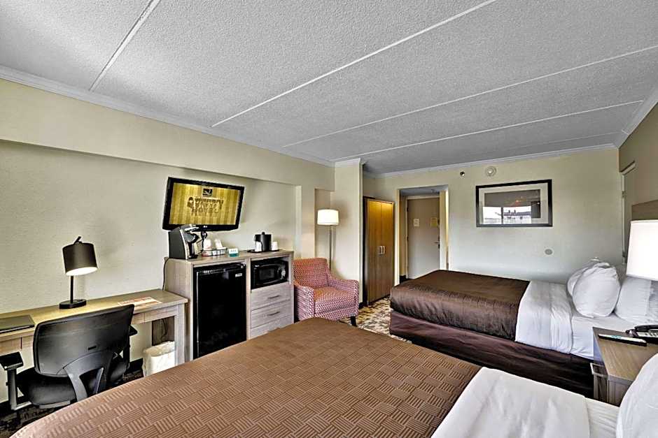 Quality Hotel & Suites At The Falls