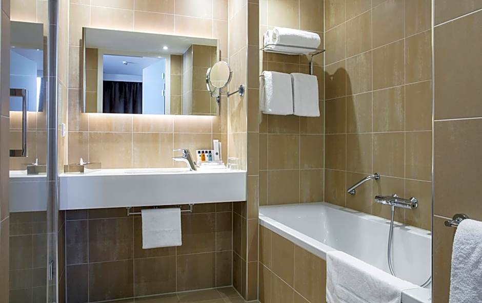 Holiday Inn Amsterdam - Arena Towers By IHG