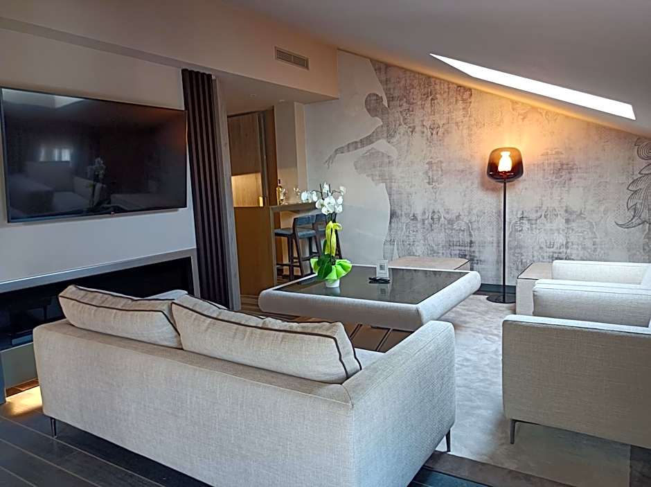 Miramare Suites