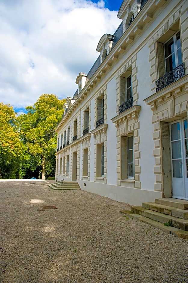 Le Château d Hardricourt