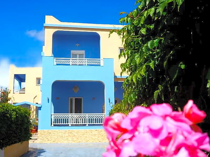 Papafotis Apartments & Suites