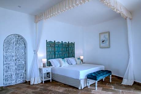 Suite on The Rock