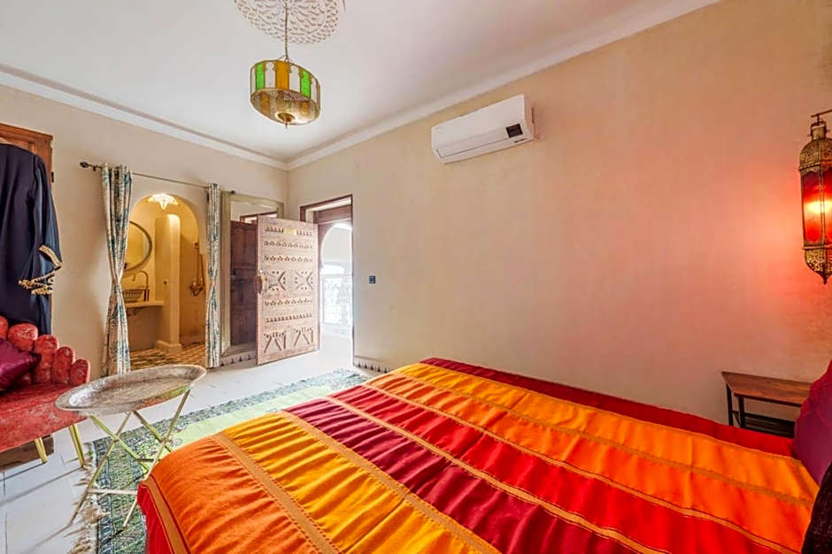 Riad 7 chambres - Petit dejeuner gratuit