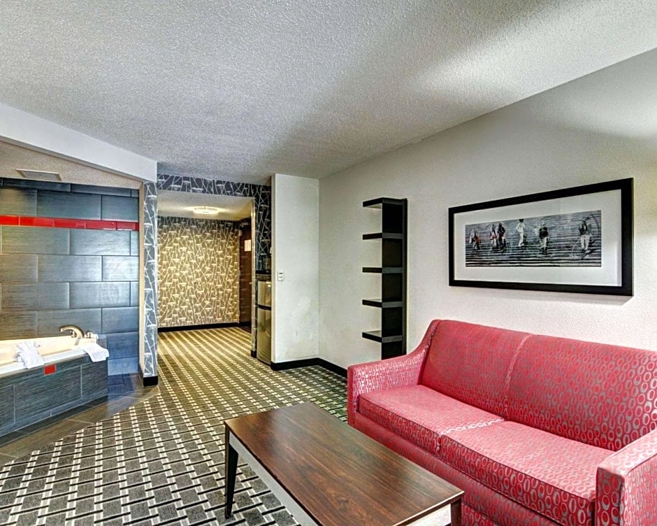 Comfort Suites Williamsburg Historic Area