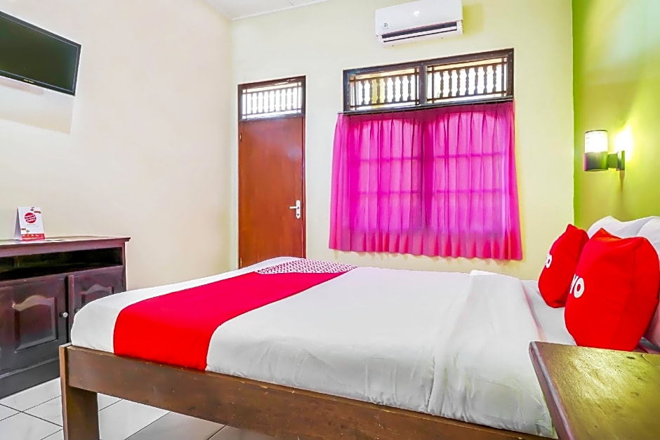 OYO 2184 Nan Berlian Inn
