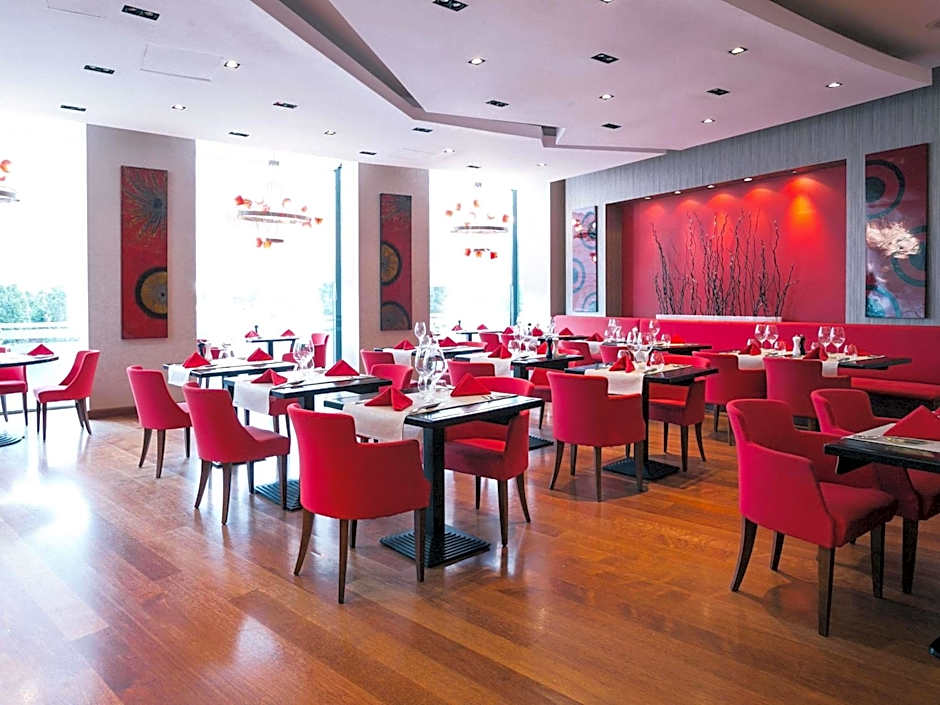 Hotel Pullman Bucharest - World Trade Center
