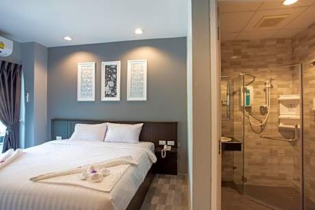 Deluxe Double Room with Balcony