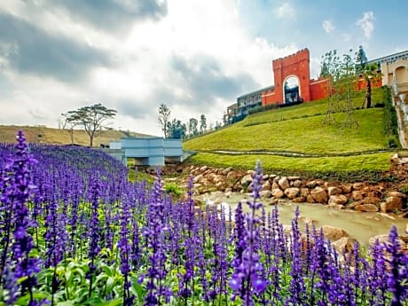 The Bluesky Resort @ Khao Kho