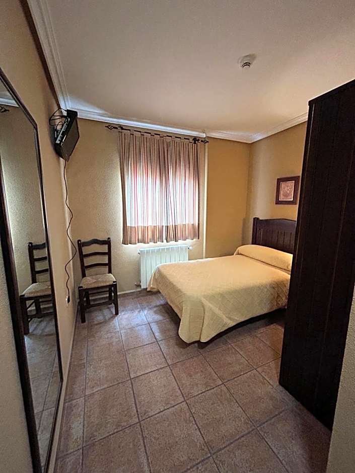 Hostal Restaurante Morote Cano