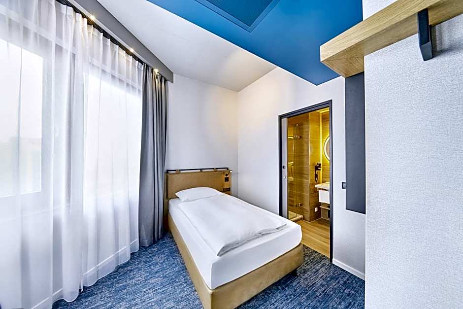 Sunday Hotel Düsseldorf Seestern