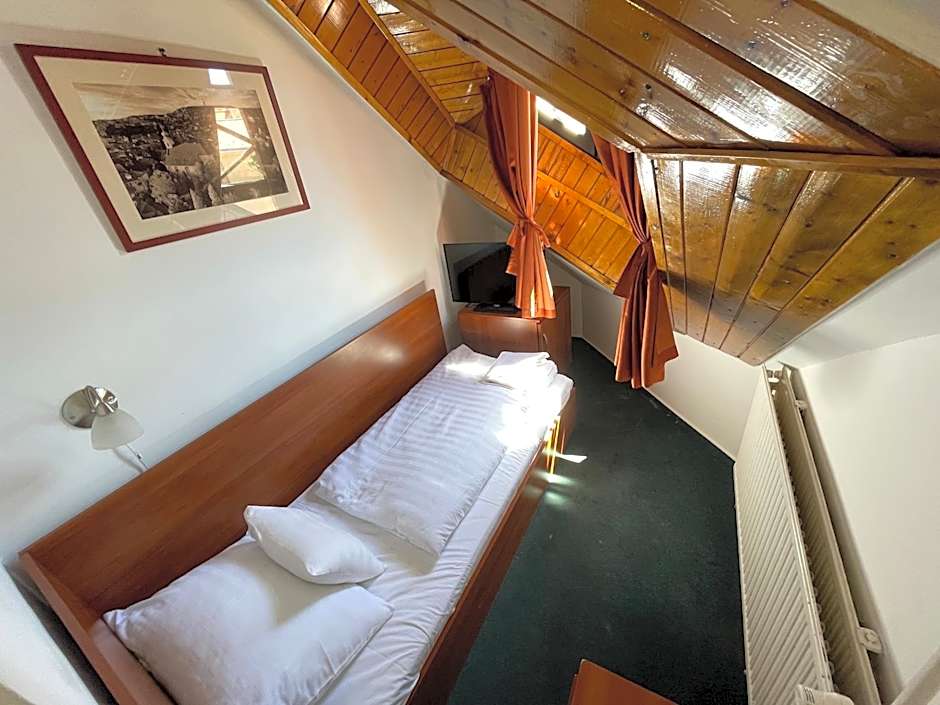Hotel Főnix