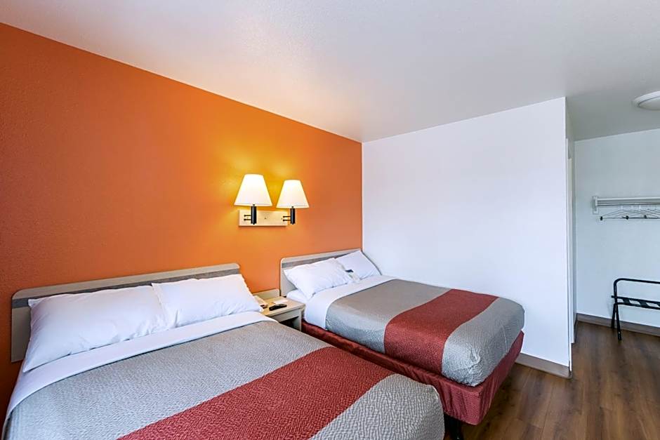 Motel 6-Klamath Falls, OR