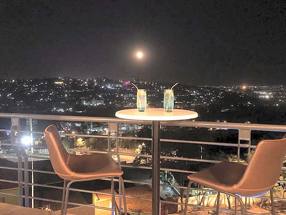 Mythos Boutique Hotel