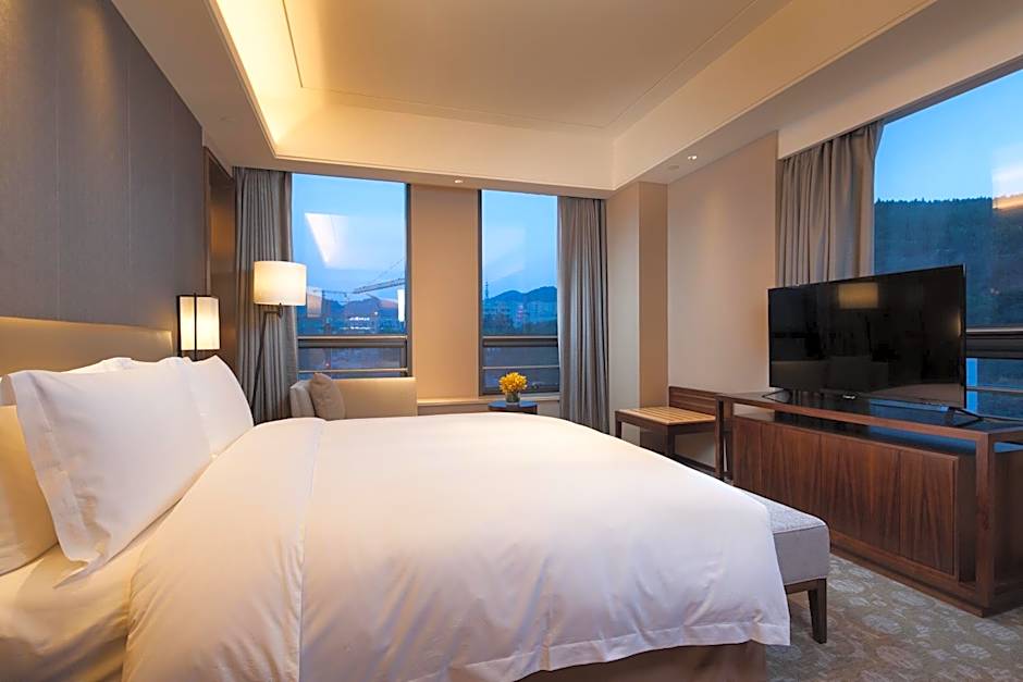 Ramada Jinan