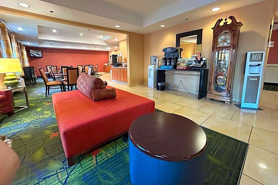 Country Inn & Suites by Radisson, Fayetteville I-95, NC