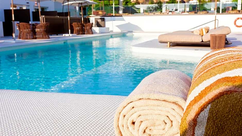 Hotel Indigo Gandia Beach By IHG