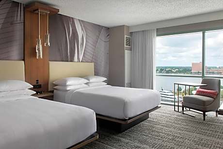 Room, 2 Queen Beds, City View