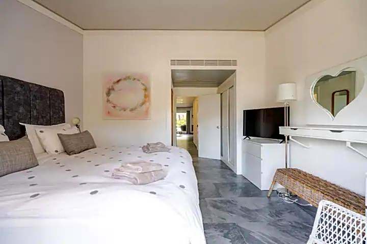 Scarlet's Place - 1 bed Victory Village Quinta Do Lago - beach, nature, lakes