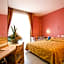 Hotel Junior by OasiGroup Hotels