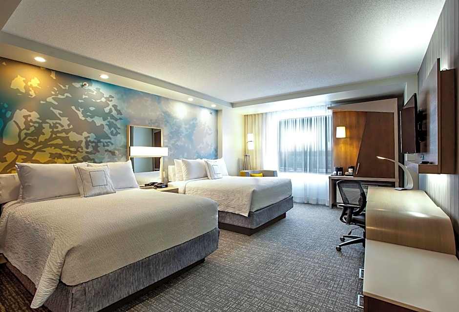 Courtyard by Marriott Montreal West Island/Baie D'Urfe