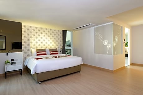 Premier Room