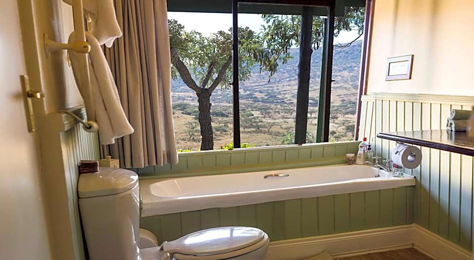 Three Tree Hill Lodge