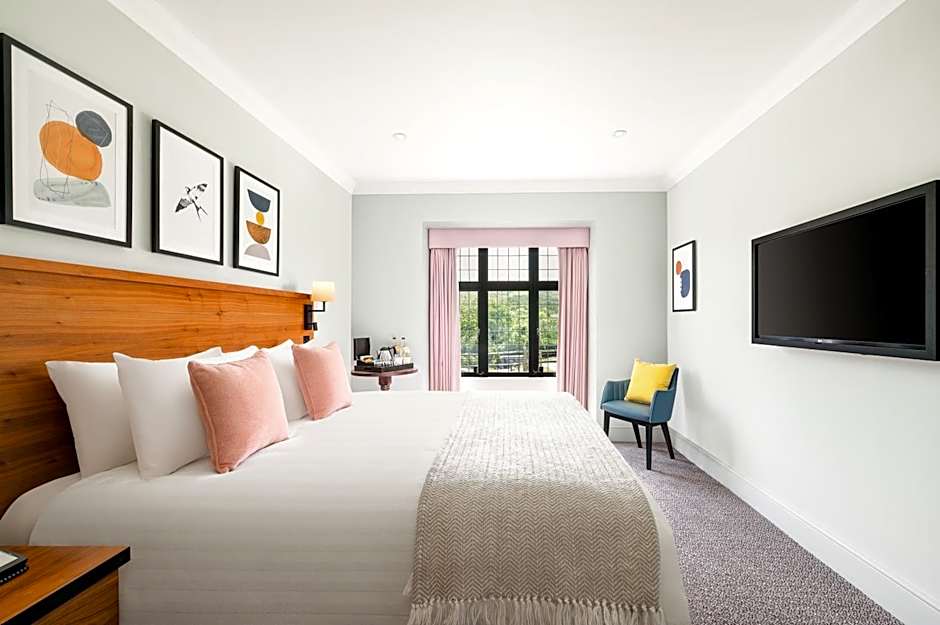 voco Lythe Hill Hotel Spa By IHG