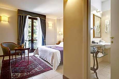 Comfort Double or Twin Room