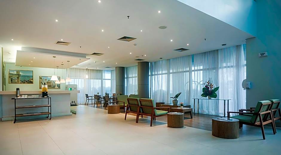 Mercure Salvador Rio Vermelho Hotel