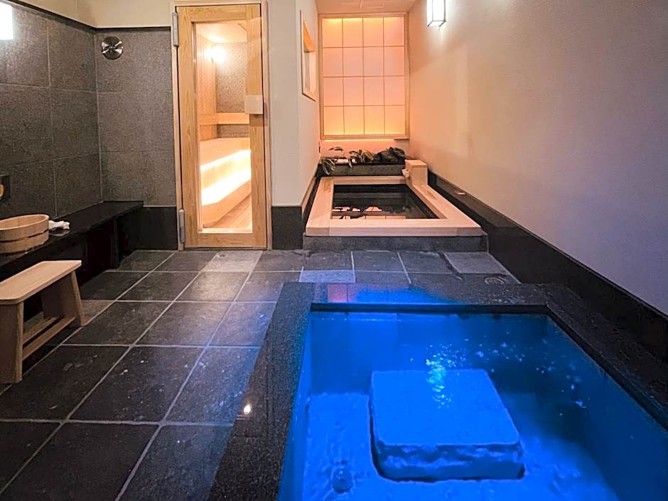 Capsle Hatago Akasaka SPABLIC INN