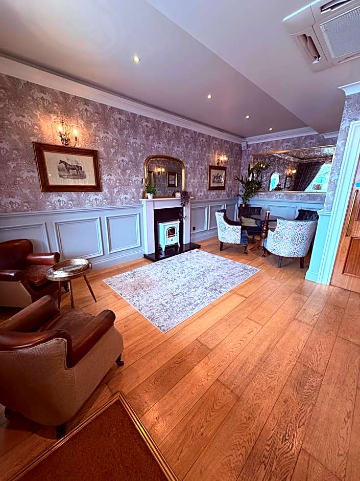 Connemara Lake Hotel