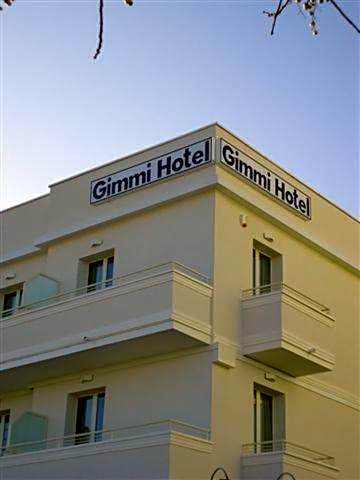 Gimmi Hotel