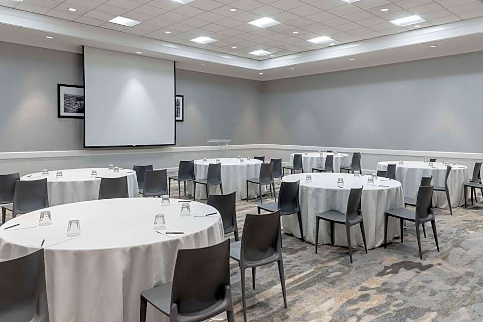 Hilton Alexandria Mark Center