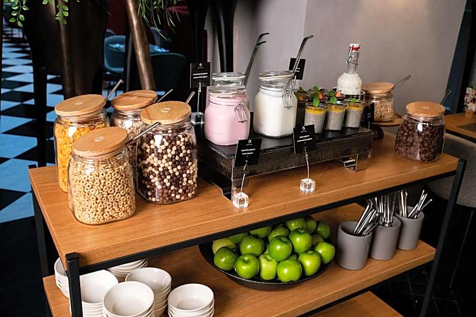 Hotel Oktogon Haggenmacher by Continental Group