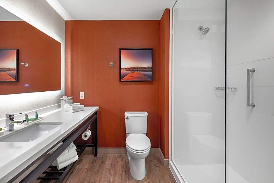 Cambria Hotel Omaha Downtown