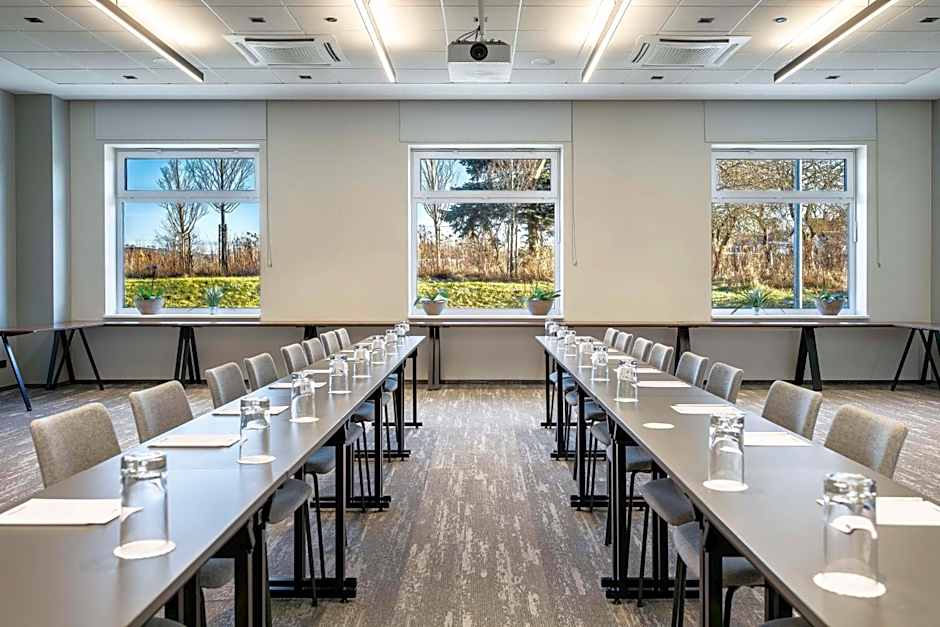 Park Inn by Radisson Vilnius Airport Hotel & Conference Centre