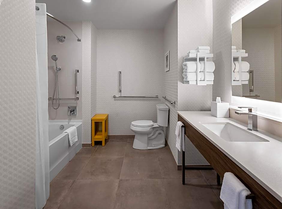 Hampton Inn By Hilton And Suites Richmond Glenside