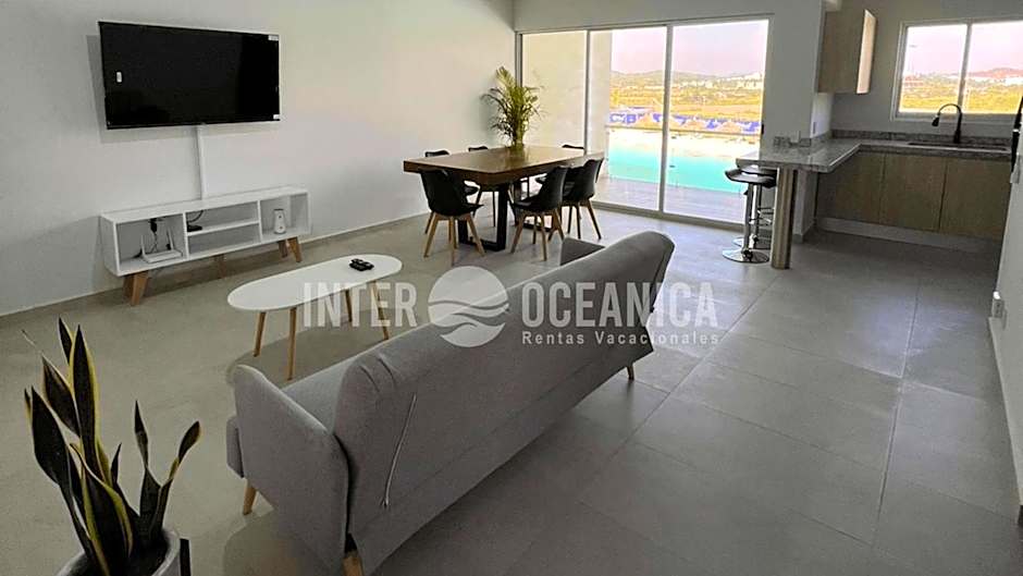 Lujo en Crystal Lagoons: Paraíso para la familia.