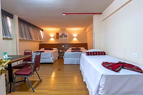 FAMILY TRIPLE CAPACITY 5