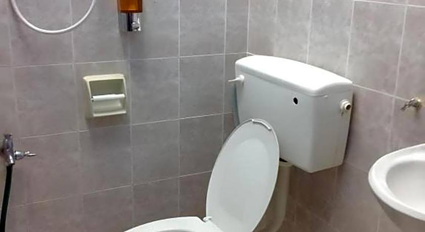 SPOT ON 89920 Muwaffaq Inn