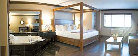 King Suite with Spa Bath