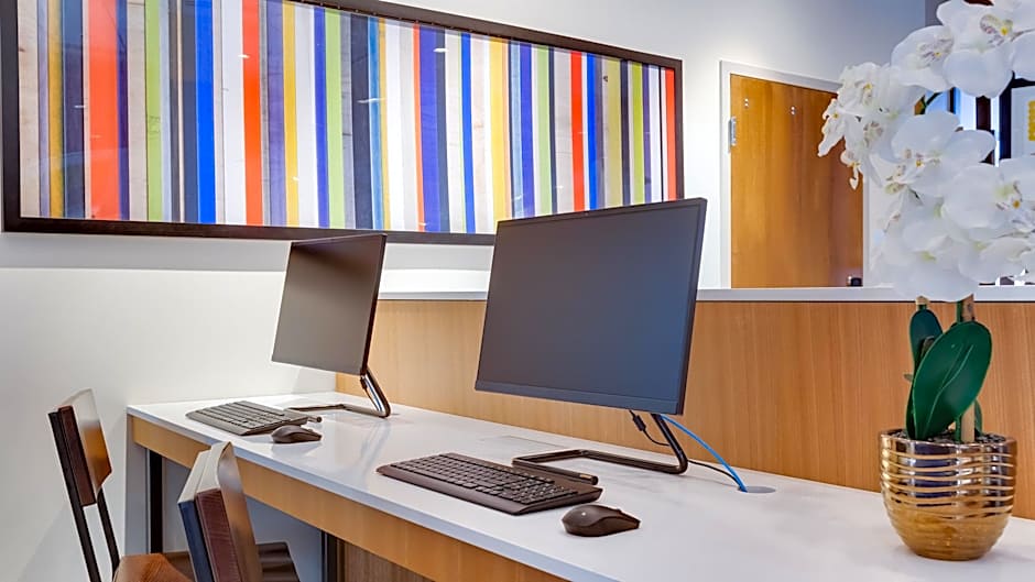 Holiday Inn Express & Suites Latta By IHG