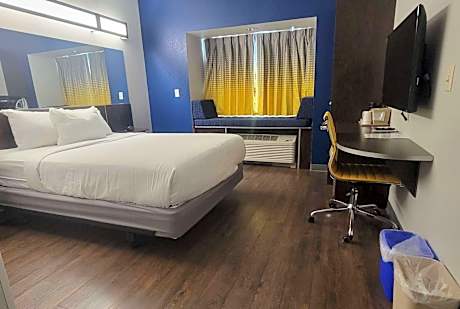 Queen Room - Disability Access
