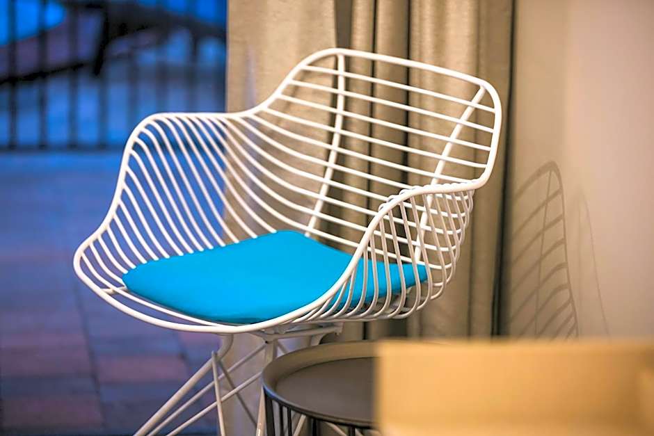 Nightcap at Kawana Waters Hotel