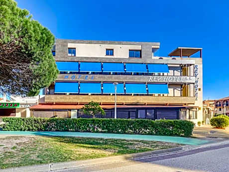 Rev'Hotel