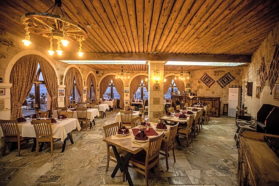 Acer Cave Hotel